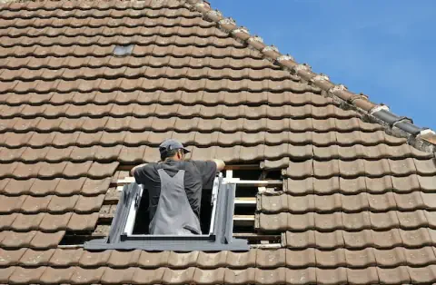 Pose de velux - Chavagnes-les-Redoux